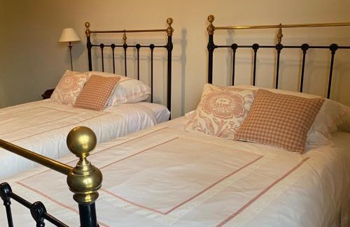 Chester Bed & Breakfast | Golborne Manor Bed and Breakfast