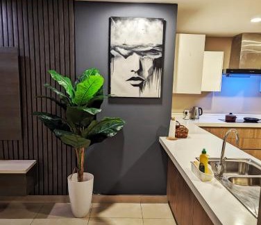 Lahore Apartment | Gold Crest Mall Luxury One Bedroom Apartment DHA Lahore
