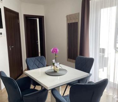 Hajduszoboszlo Apartment | Gold de luxe Apartman
