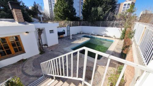 Neuquen House | Gold House
