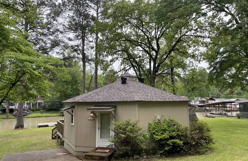 Mid America House | Gold Nugget on the Lake
