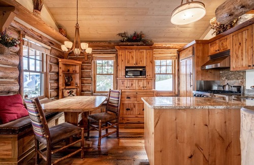 Big Sky Cabin | "Gold Rush" Cowboy Heaven Cabin w/Loft on Ski Slope, Hot Tub, Views, Privacy