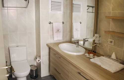 Buyukcekmece Hotel | Gold Suite