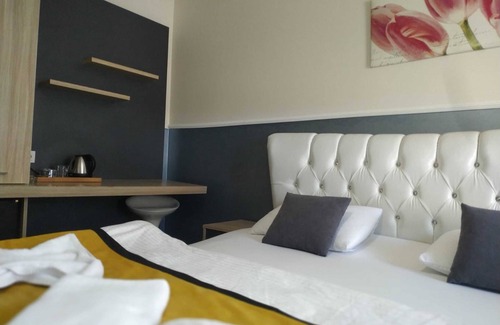 Buyukcekmece Hotel | Gold Suite