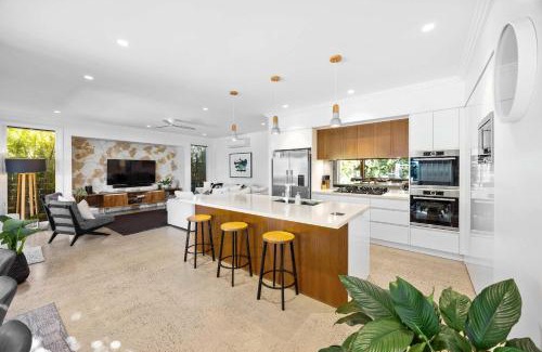 Golden Beach House | Golden Beach Luxury for Families