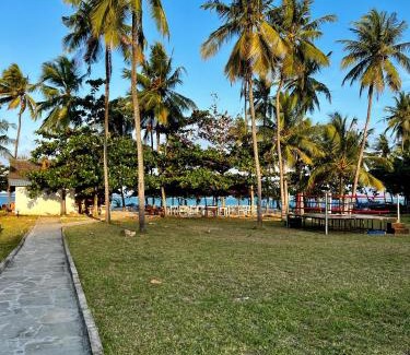 Diani Beach Apartment | Golden Beachfront Studios Diani