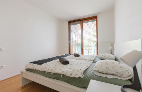 Balatonfured Apartment | Golden Bridge Apartman and Wellness