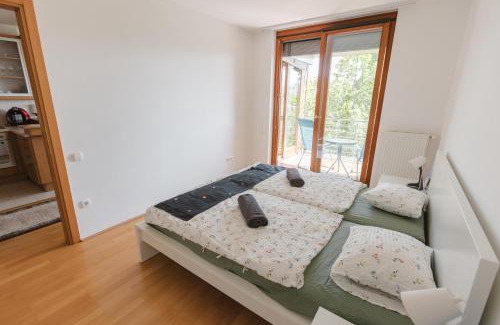 Balatonfured Apartment | Golden Bridge Apartman and Wellness