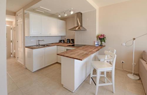 Pajara Apartment | Golden