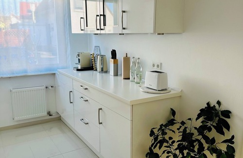 Kaiserslautern Apartment | Golden Hour Apartment (light-flooded, stylish, modern + top location)