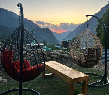 Kullu House | Golden Luck MANN CAFE