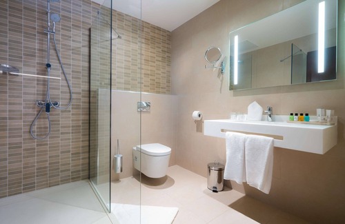 Algiers Hotel | Golden Tulip Royaume