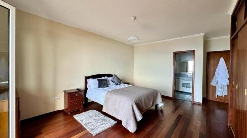 Gaula House | Golden View
