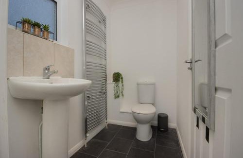 Colchester House | Goldfinch