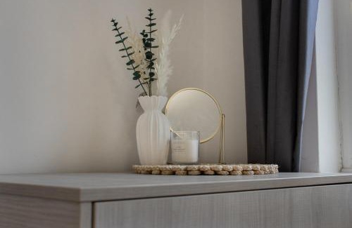 Colchester House | Goldfinch