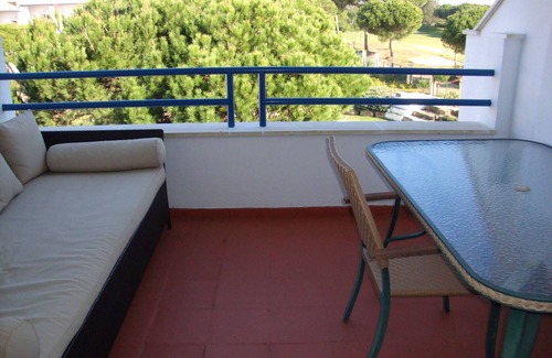 El Portil House | Golf and beach. House overlooking the golf course 750m Nuevo Portil beach