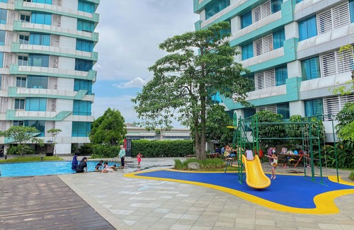 Pekayon Jaya Apartment | Good Choice And Homey Studio Grand Kamala Lagoon Apartment