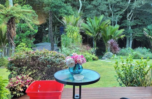 Glenbervie House | Good location about 15 Minutes To the CBD .n9 Cars free parking. free WI-FI ,