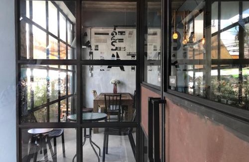Hat Yai Hotel | Goodnight Poshtel + Free Netflix