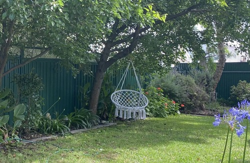 Goolwa Cottage | Goolwa Mariner’s Cottage-Wifi-Pet Friendly-Netflix-‘Little Scotland’