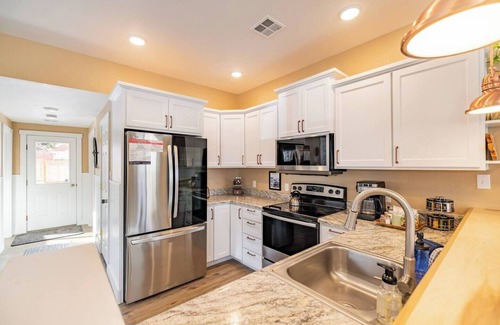 Anaconda Cottage | Goosetown Bungalow with Sauna; Dog Friendly