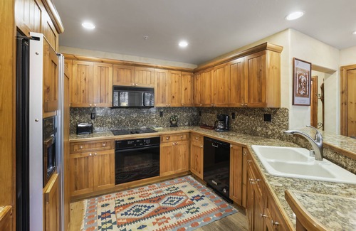 Beaver Creek Condo | Gorgeous 2 Bd With Lift View In Beaver Creek 2 Bedroom Condo by RedAwning