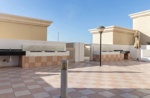 Jebel Ali Apartment | Gorgeous 2BR Apt in Jebel Ali - Sleeps 4!