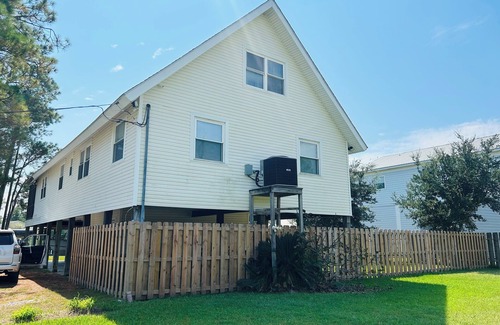 Henderson Point House | Gorgeous 5-bedroom house with AC in Pass Christian