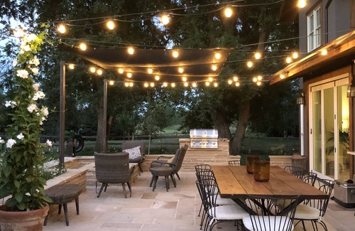 Rural North Boulder House | ✯ Gorgeous 5 Bedroom Home - Fire Pit & Hot Tub ✯