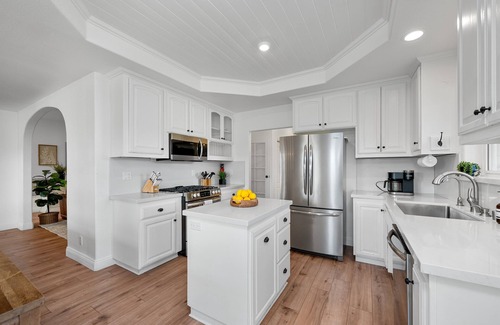 Atascadero House | Gorgeous 6BR Estate Epic Yard and Barn