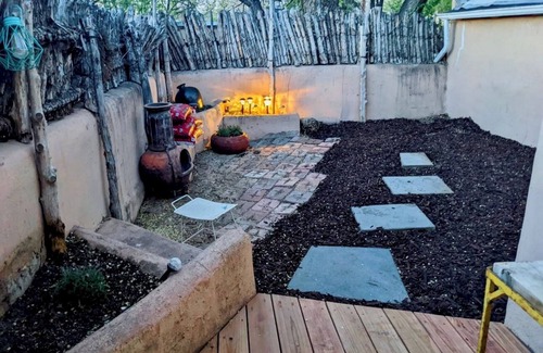 South Capitol Apartment | Gorgeous adobe unit with yard