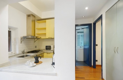 Sturla Apartment | Gorgeous apartment in Genova with WiFi