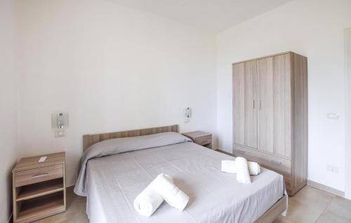 Santa Maria Apartment | Gorgeous Apartment In Ricadi With Wifi