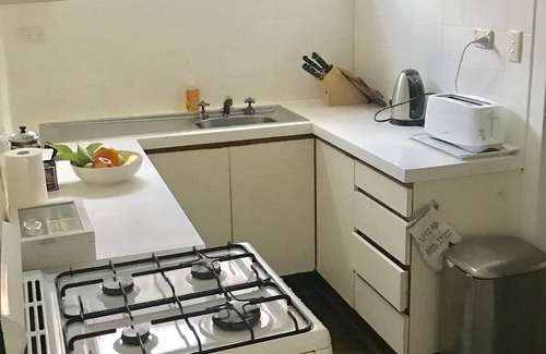 Subiaco House | Gorgeous central Subiaco cottage - walk to Kings Park, cafes, restaurants, train