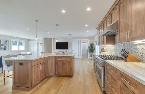 North Los Altos House | Gorgeous Executive Townhouse, Flexible Temporary Stay, Pet Friendly
