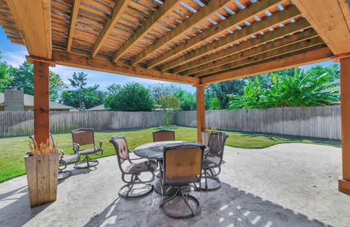 Trophy Club House | Gorgeous family home min from Downtown Grapevine, Southlake, and DFW airport.