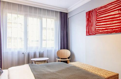 Nisantasi Apartment | Gorgeous Flat with Lovely Balcony in Nisantasi