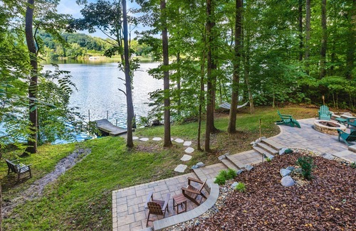 Logan Cabin | Gorgeous Hocking Hills Lake Front Cabin Right On Lake Logan - Near All The Sites