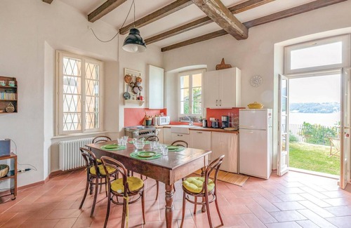 Orta San Giulio House | Gorgeous home in Orta San Giulio NO