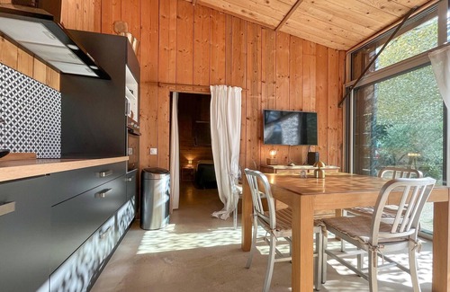 Salon-de-Provence House | Gorgeous home in Salon-de-Provence with WiFi