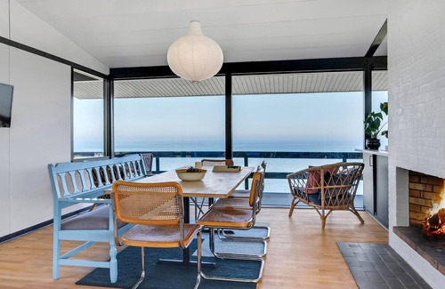 Hoeve Strand House | Gorgeous home in Asnæs with WiFi