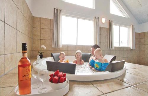 Bogense House | Gorgeous Home In Bogense With Sauna