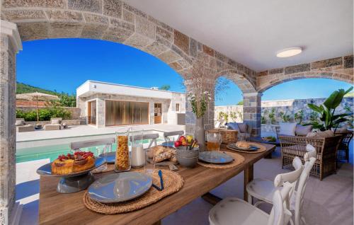 Businci House | Gorgeous Home In Cera With Wifi