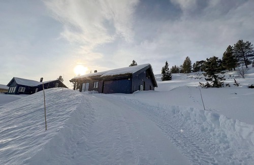 Nord-Fron House | Gorgeous home in Kvam with sauna