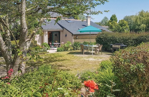 Mont-Dol House | Gorgeous home in Mont-Dol with WiFi