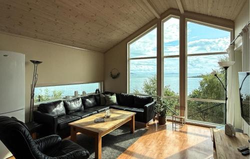 Hervik House | Gorgeous Home In Nedstrand With Sauna