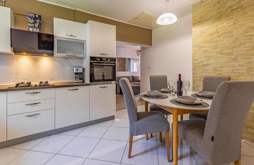 Vinkuran House | Gorgeous home in Pula with WiFi