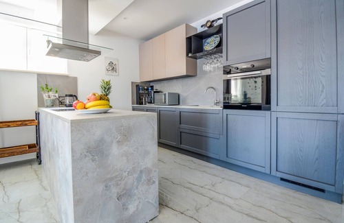 Veli Rat House | Gorgeous home in Veli Rat with WiFi