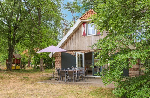 De Bult House | Gorgeous home in Steenwijk - De Bult