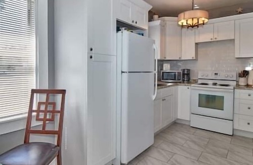 Oakford Park House | Gorgeous Loft Apartment - Centrally Located Tampa